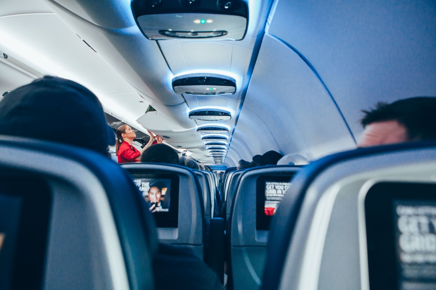 How to Balance the Lifestyle of a Flight Attendant